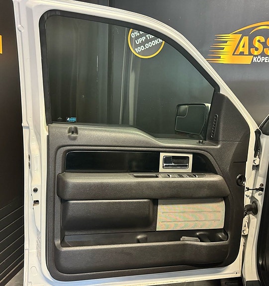 Ford F-150 14 of 21
