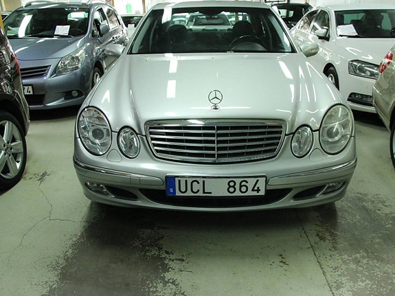 Mercedes-Benz E240 2 of 14