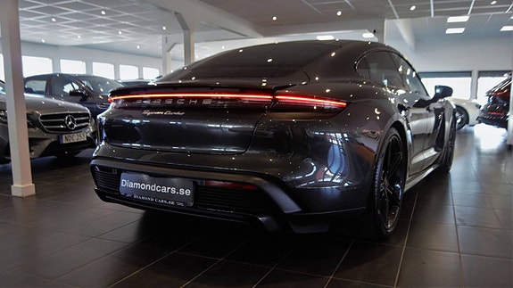 Porsche Taycan Turbo 5 of 5