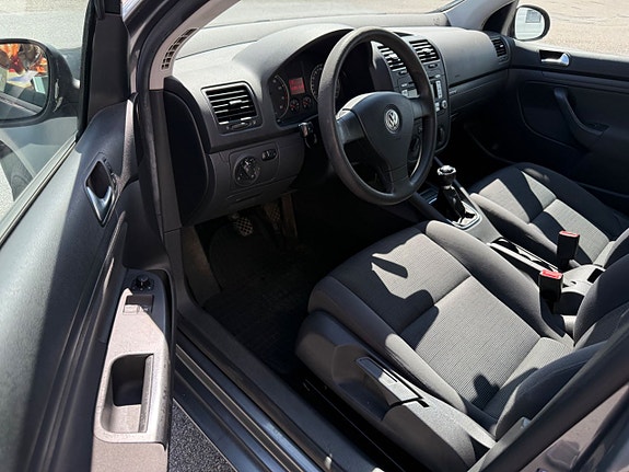 Volkswagen Golf I 7 of 10