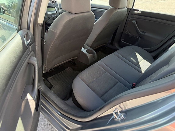Volkswagen Golf I 9 of 10