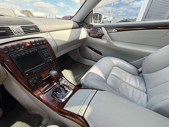 Mercedes-Benz CL500 13 of 15