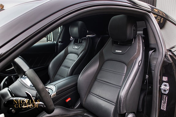 Mercedes-Benz C63 22 of 26