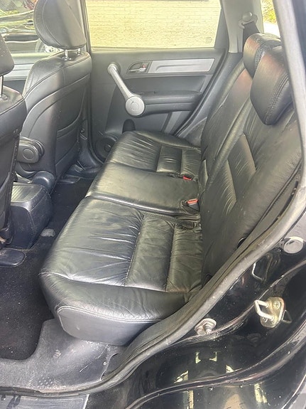 Honda CR-V 6 of 8
