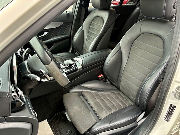 Mercedes-Benz C300 e 5 of 5