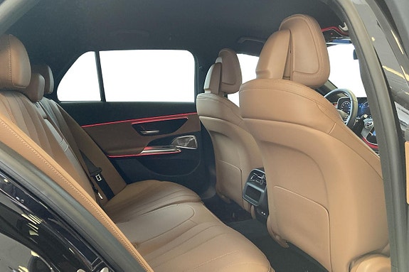 Mercedes-Benz E300 de 12 of 19