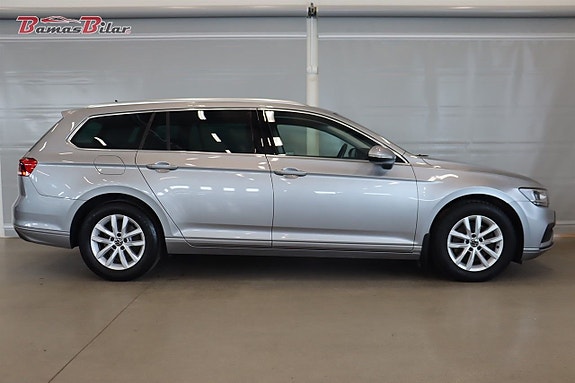 Volkswagen Passat 6 of 26