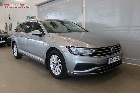 Volkswagen Passat 7 of 26