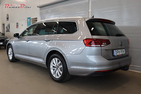 Volkswagen Passat 3 of 5