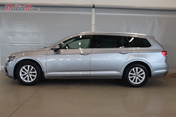 Volkswagen Passat 2 of 5