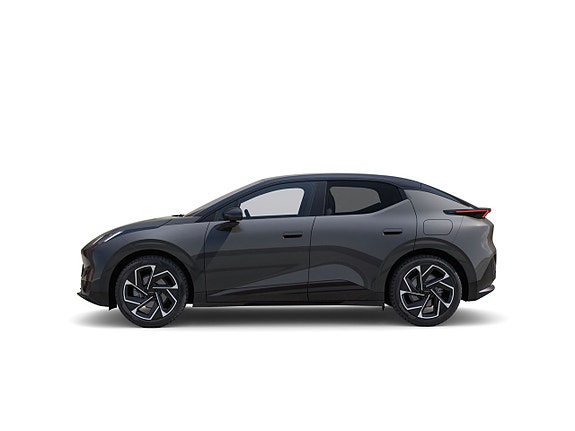 Lynk & Co 02 8 of 12