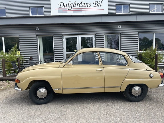 Saab 96 2 of 5