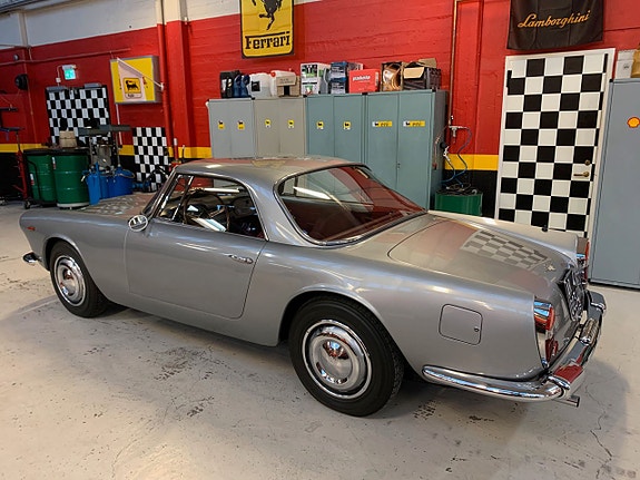Lancia Flaminia 11 of 26