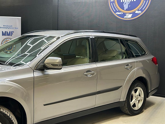 Subaru Outback 10 of 30