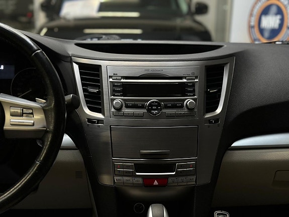 Subaru Outback 11 of 30