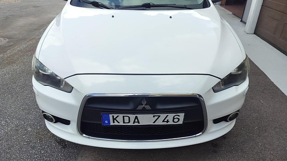 Mitsubishi Lancer 7 of 12