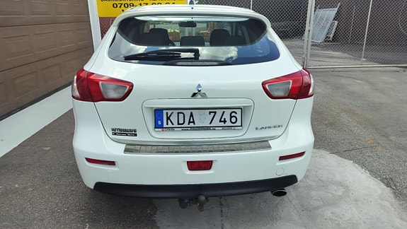 Mitsubishi Lancer 3 of 5
