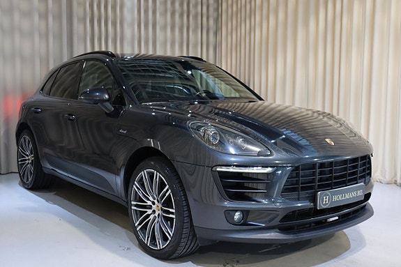 Porsche Macan 3 of 5