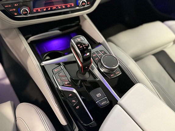 BMW M5 15 of 27