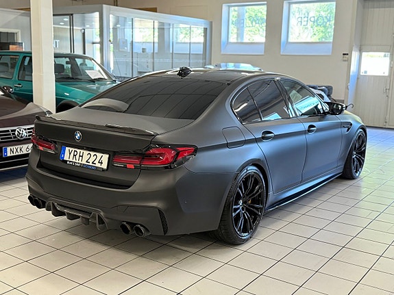 BMW M5 3 of 27