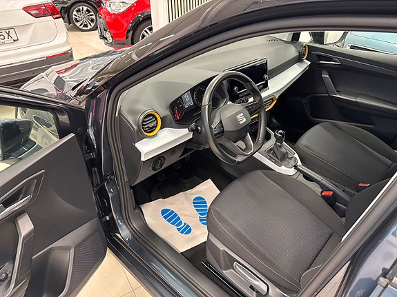 Seat Arona 5 of 5