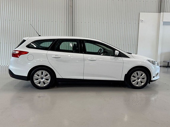 Ford Focus 7 of 21