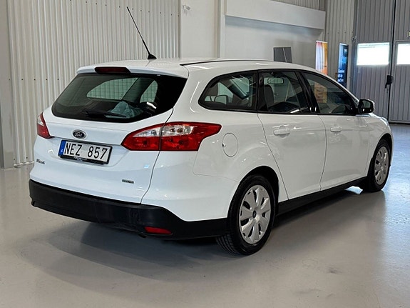 Ford Focus 8 of 21