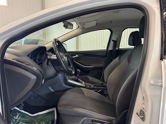 Ford Focus 13 of 21