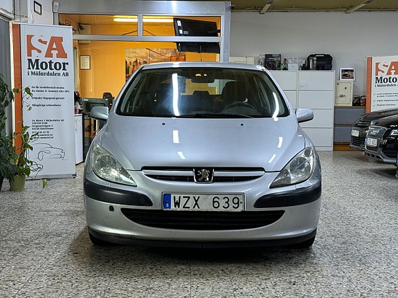 Peugeot 307 3 of 23