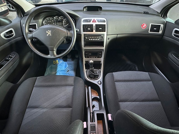 Peugeot 307 12 of 23