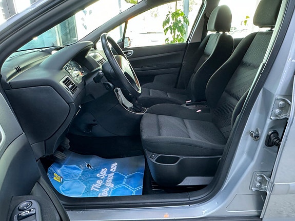 Peugeot 307 17 of 23