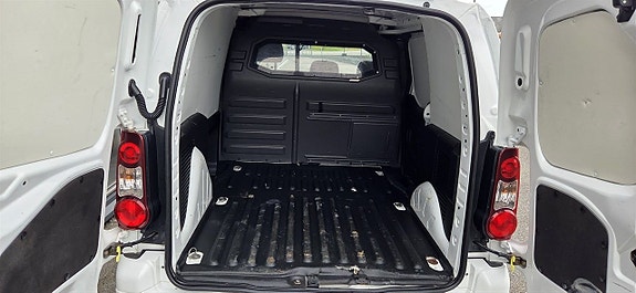 Peugeot Partner 16 of 17