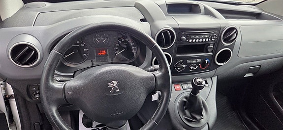 Peugeot Partner 10 of 17
