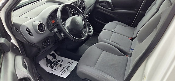 Peugeot Partner 9 of 17