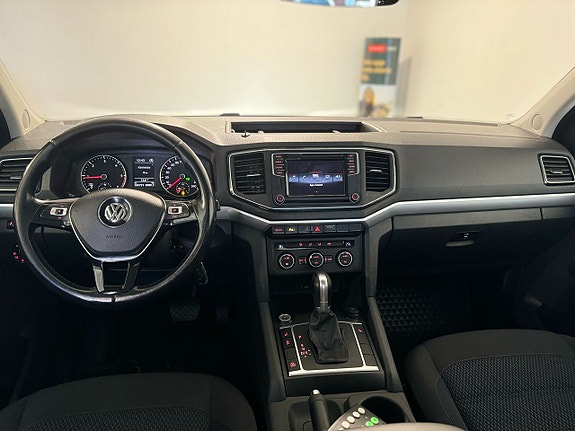 Volkswagen Amarok 9 of 12