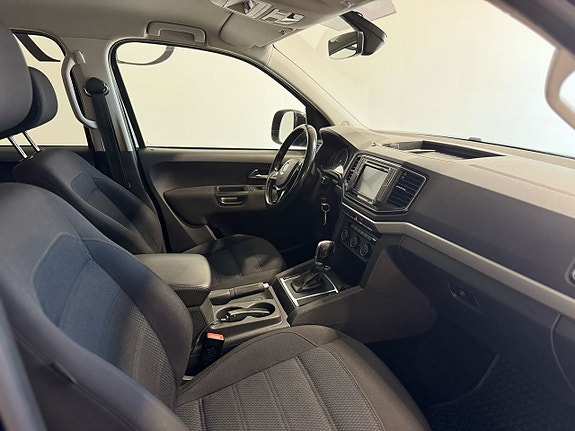 Volkswagen Amarok 7 of 12