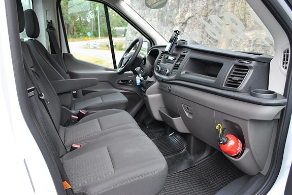 Ford Transit 14 of 16