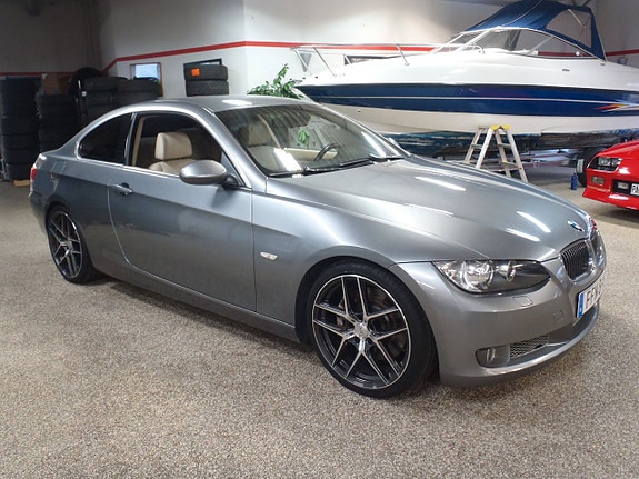 BMW 335i 4 of 15
