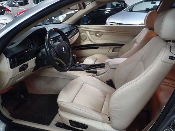 BMW 335i 6 of 15