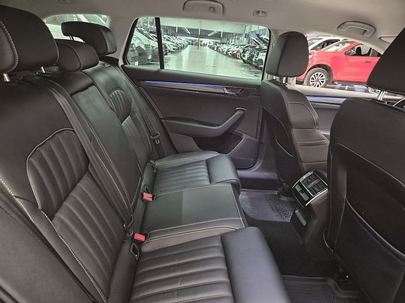 Skoda Superb 5 of 5