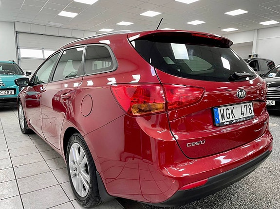 Kia Ceed 3 of 19