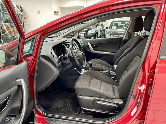 Kia Ceed 14 of 19