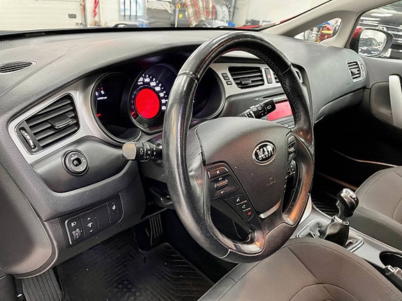 Kia Ceed 6 of 19