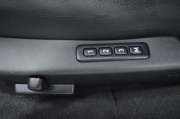 Saab 9-5 17 of 22
