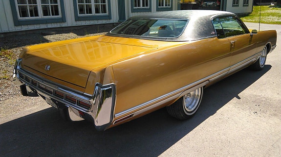Chrysler New Yorker 10 of 11