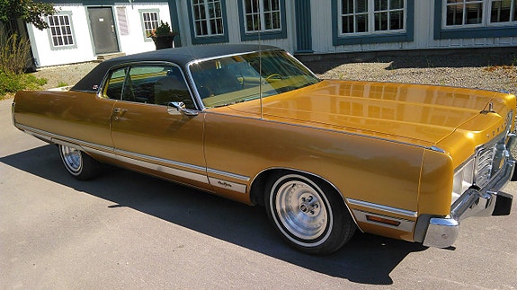 Chrysler New Yorker 3 of 11