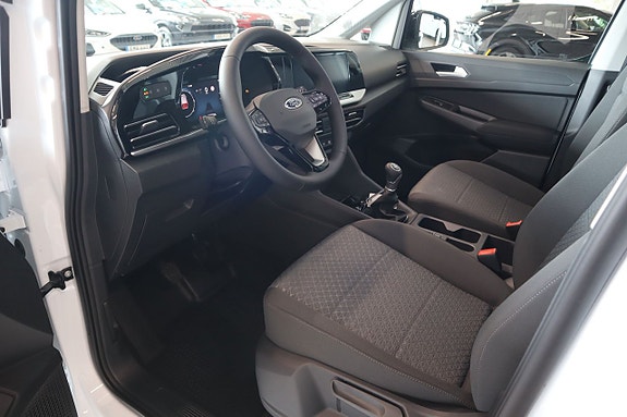 Ford Transit Connect 9 of 15