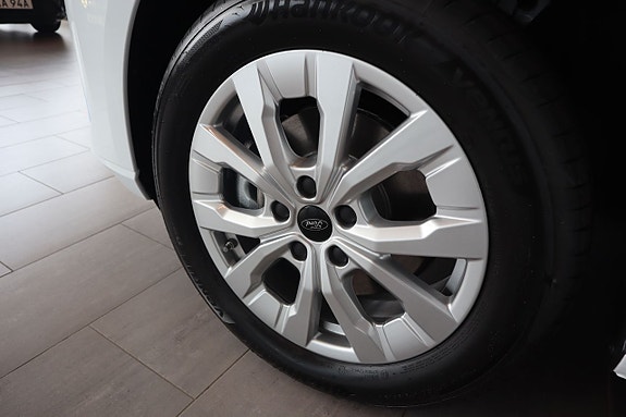 Ford Transit Connect 11 of 15