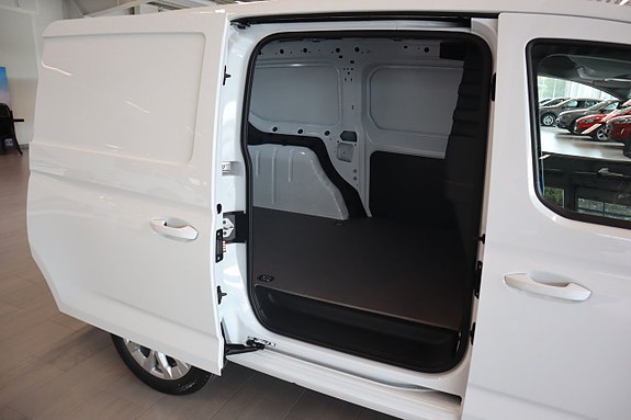 Ford Transit Connect 7 of 15