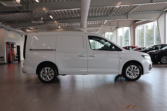 Ford Transit Connect 5 of 15